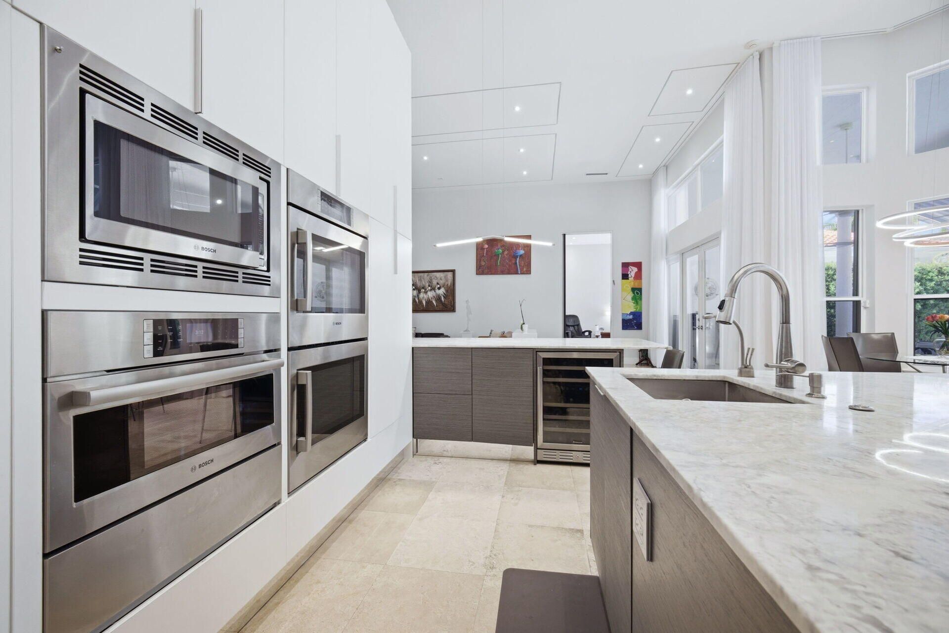 1205 Seagull Ter , Hollywood, FL 33019 Photo