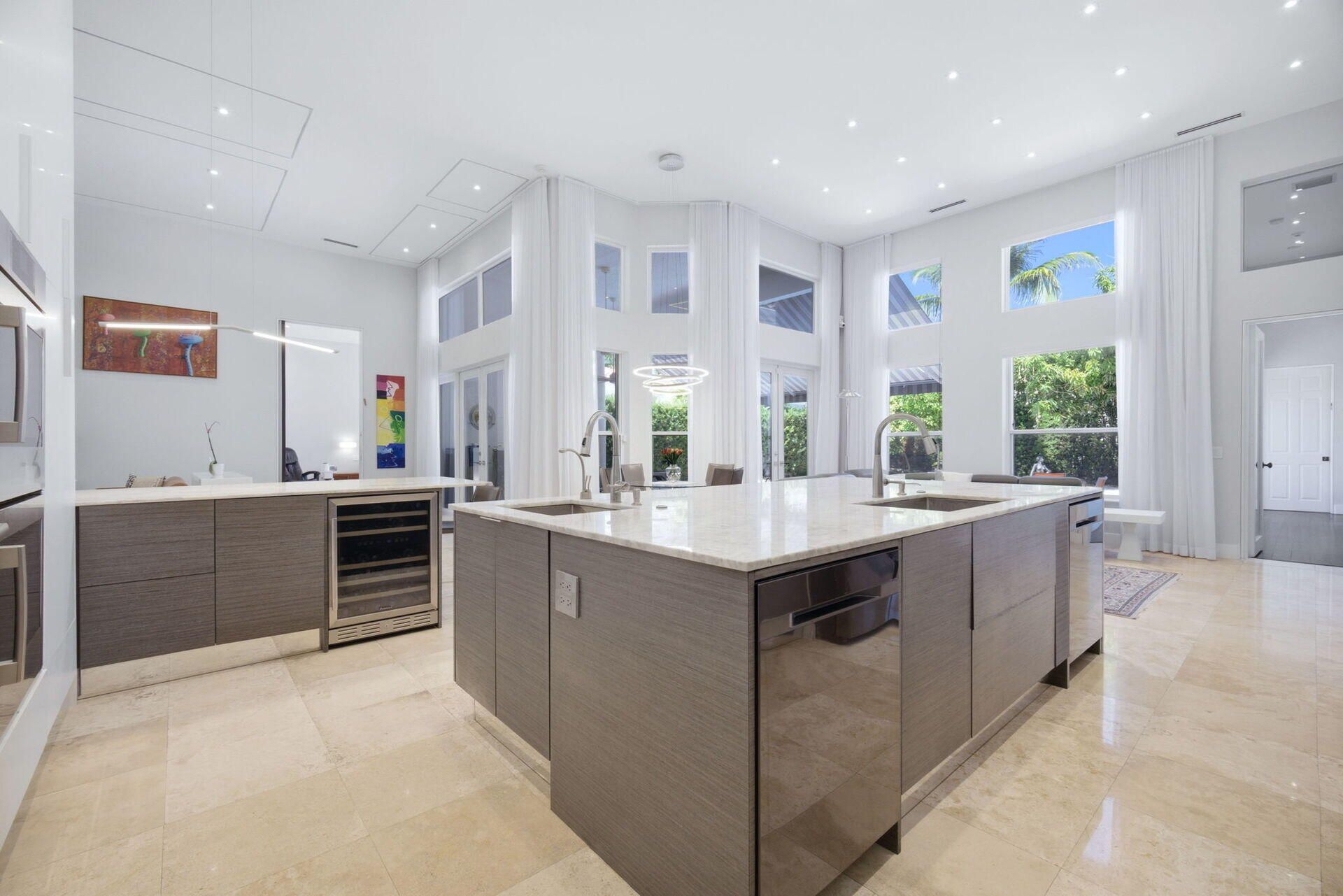 1205 Seagull Ter , Hollywood, FL 33019 Photo