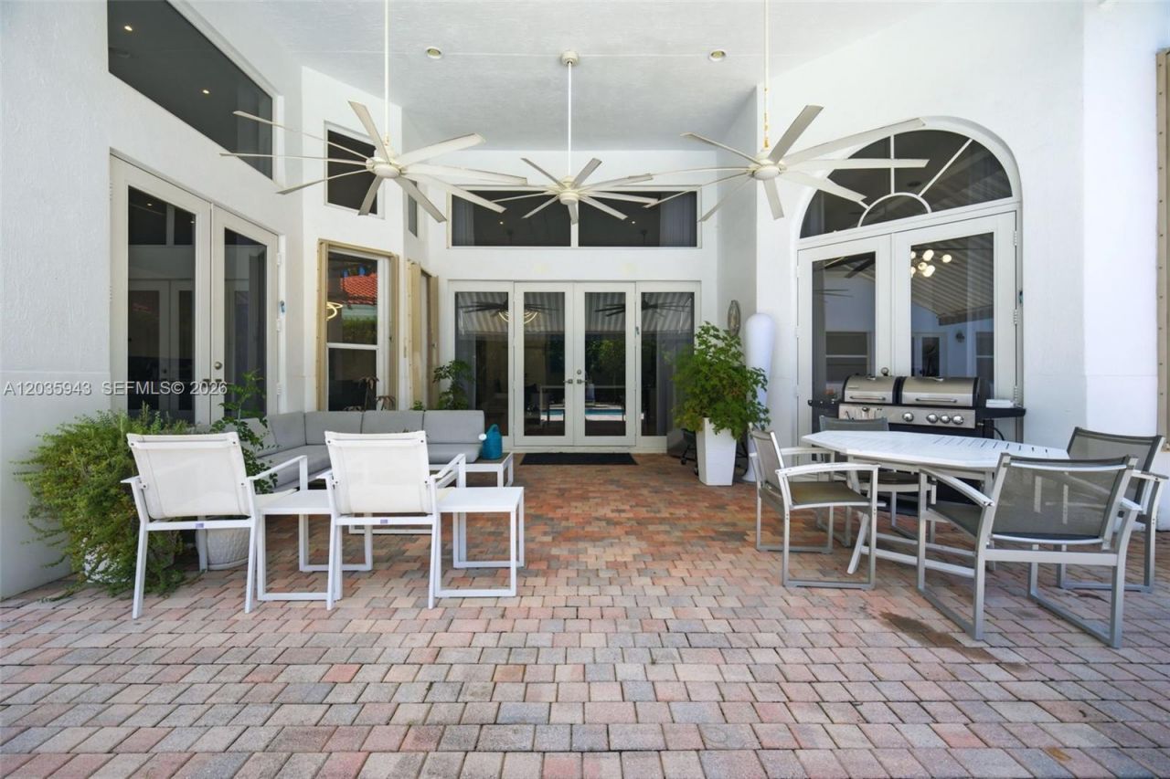 1205 Seagull Ter , Hollywood, FL 33019 Photo