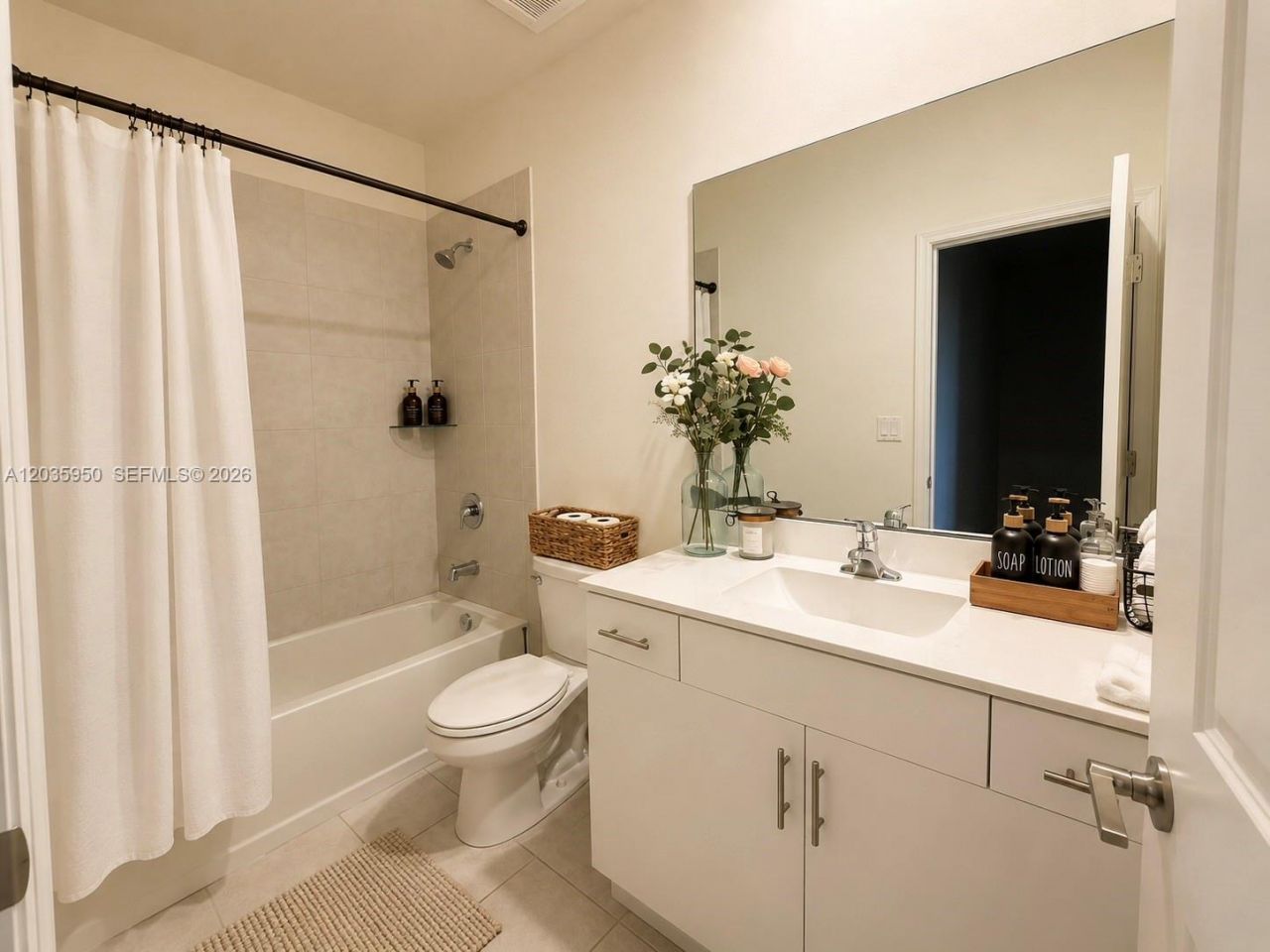 3476 W 114th Ter , Hialeah Gardens, FL 33018 Photo