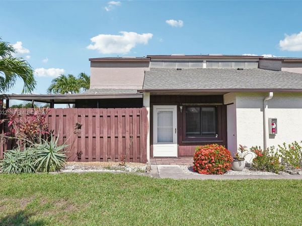 12939 Cherrydale Court , Fort Myers, FL 33919