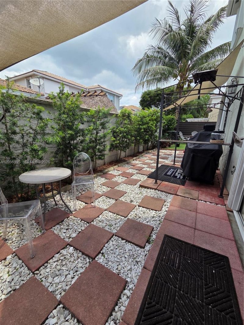 11253 NW 47th Ln , Doral, FL 33178 Photo