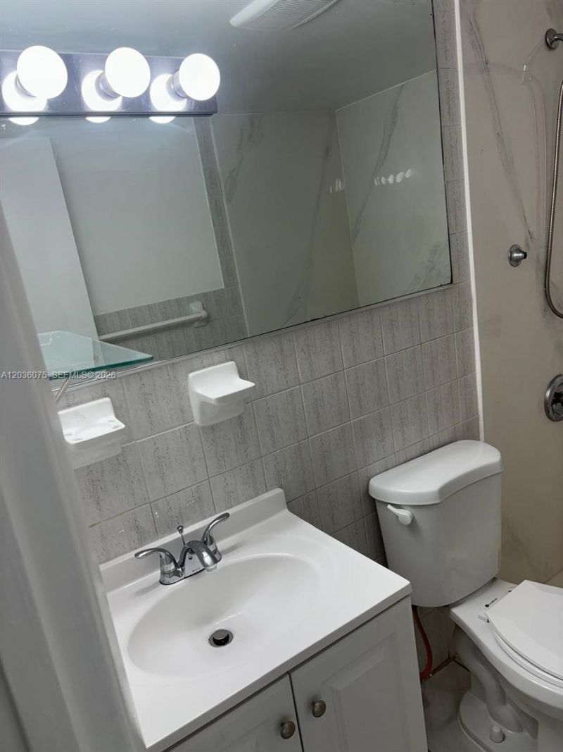 2046 W Flagler St, Unit 503, Miami, FL 33135 Photo