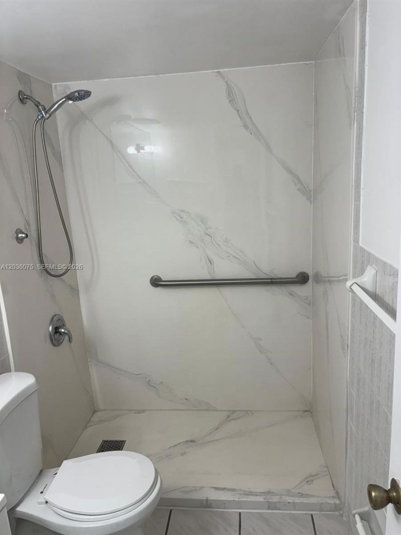 2046 W Flagler St, Unit 503, Miami, FL 33135 Photo