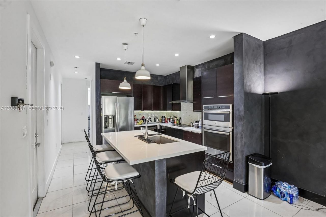 10280 NW 63rd Ter , Unit 203, Doral, FL 33178 Photo
