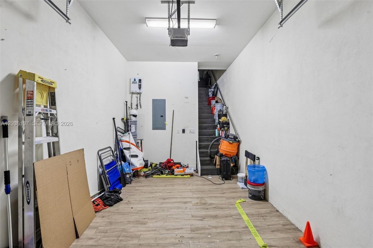 10280 NW 63rd Ter , Unit 203, Doral, FL 33178 Photo