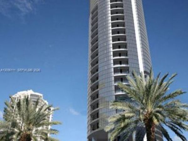 18555 Collins Ave , Unit 3103, Sunny Isles Beach, FL 33160