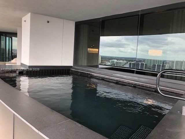 18555 Collins Ave , Unit 3103, Sunny Isles Beach, FL 33160 Photo