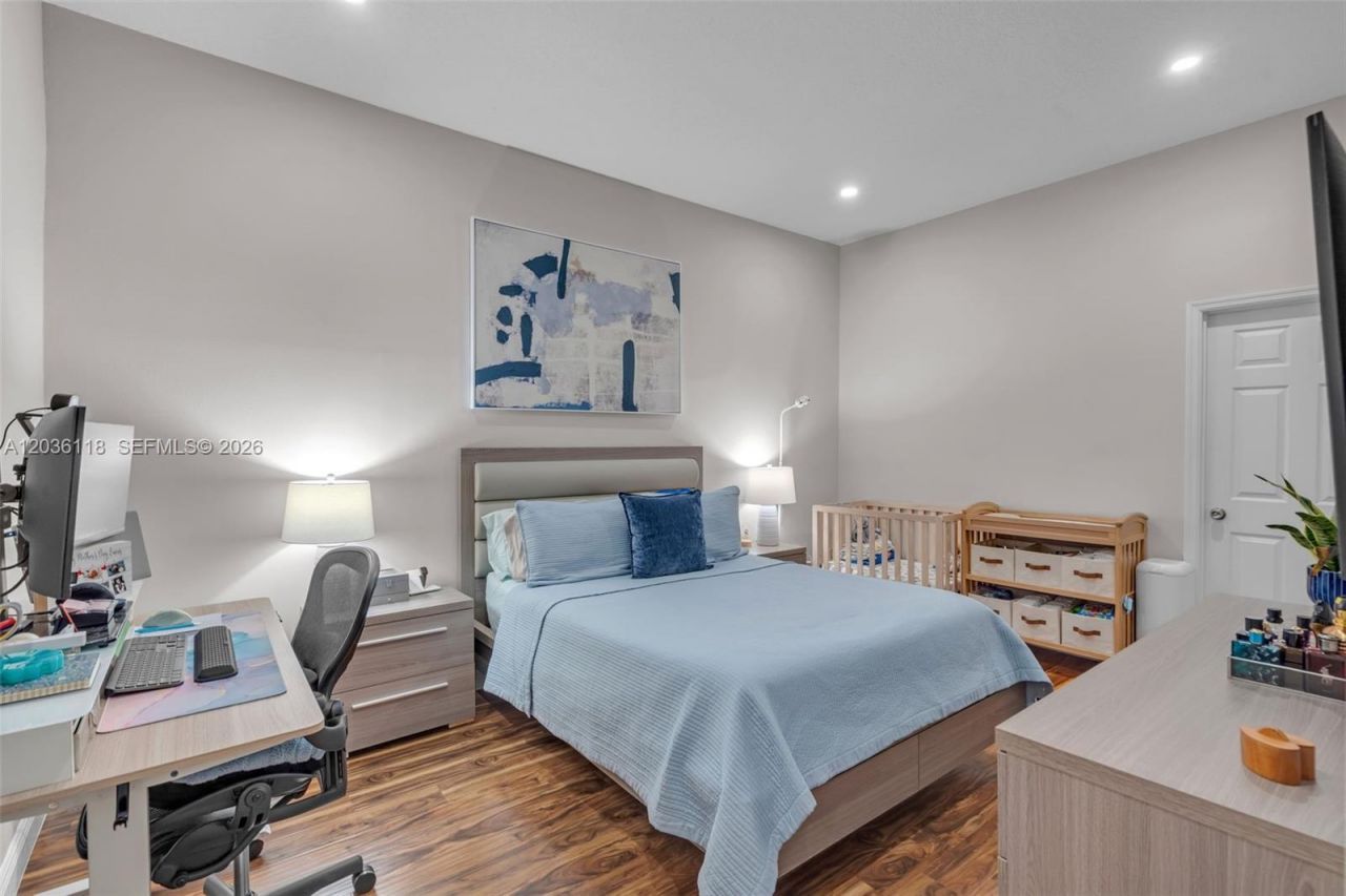 12026 NW 11th St, Unit 12026, Pembroke Pines, FL 33026 Photo