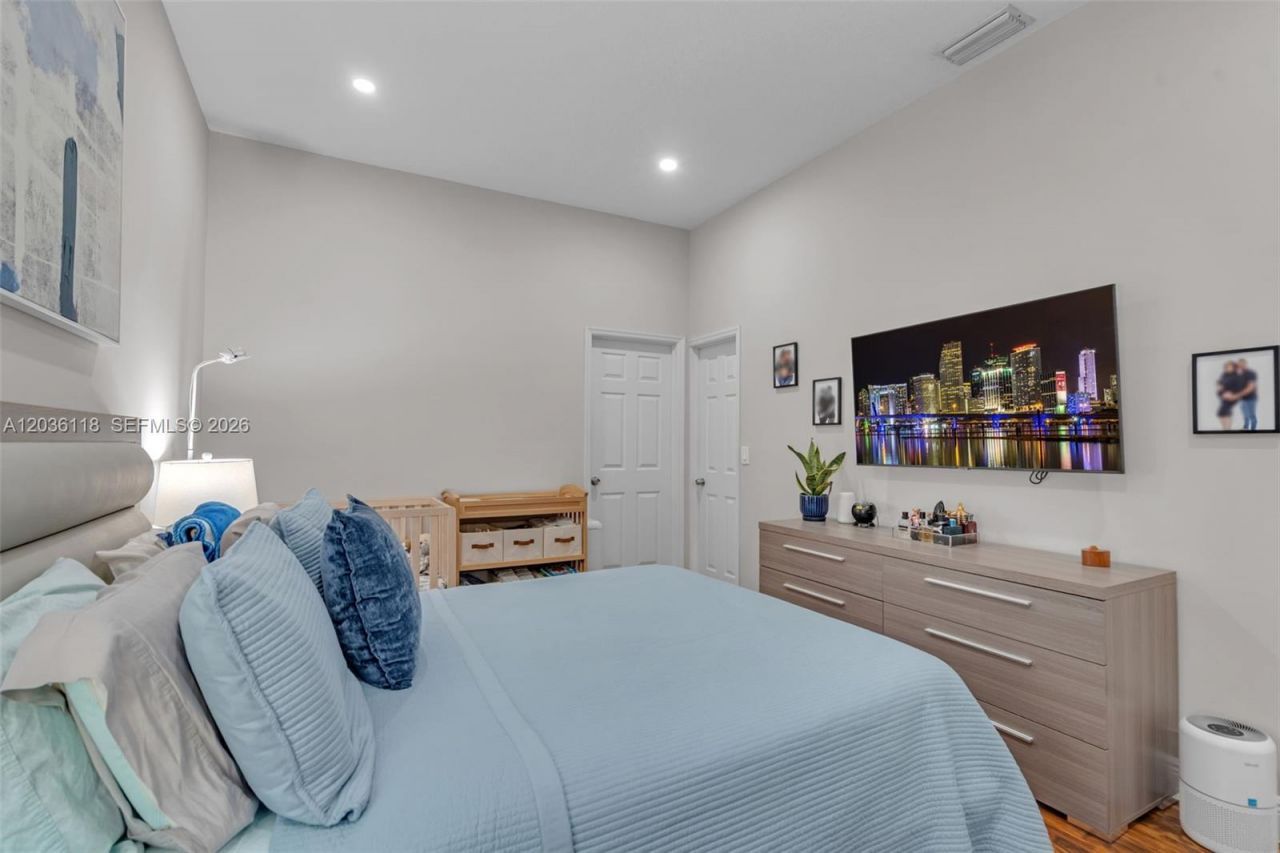 12026 NW 11th St, Unit 12026, Pembroke Pines, FL 33026 Photo