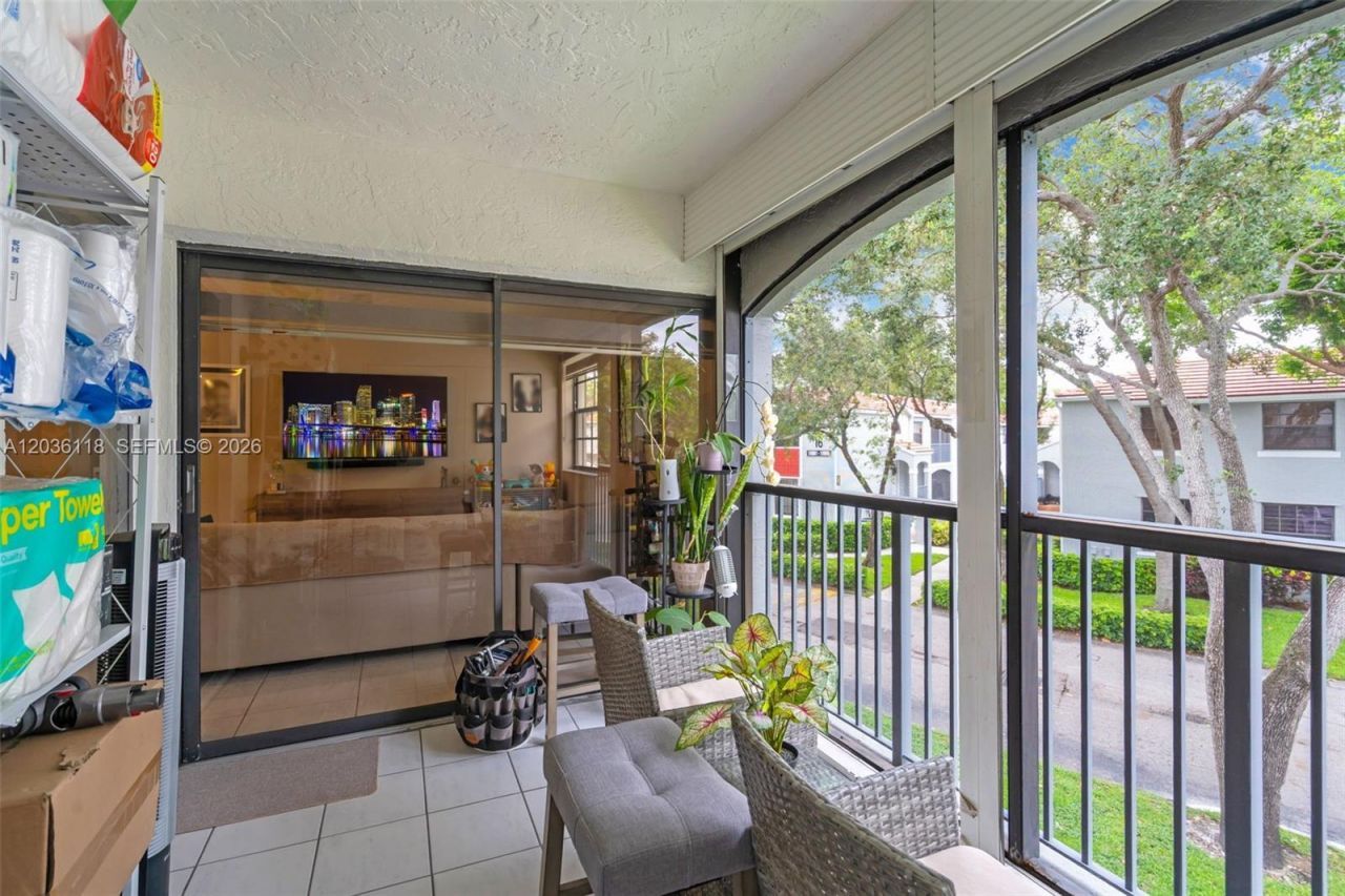 12026 NW 11th St, Unit 12026, Pembroke Pines, FL 33026 Photo
