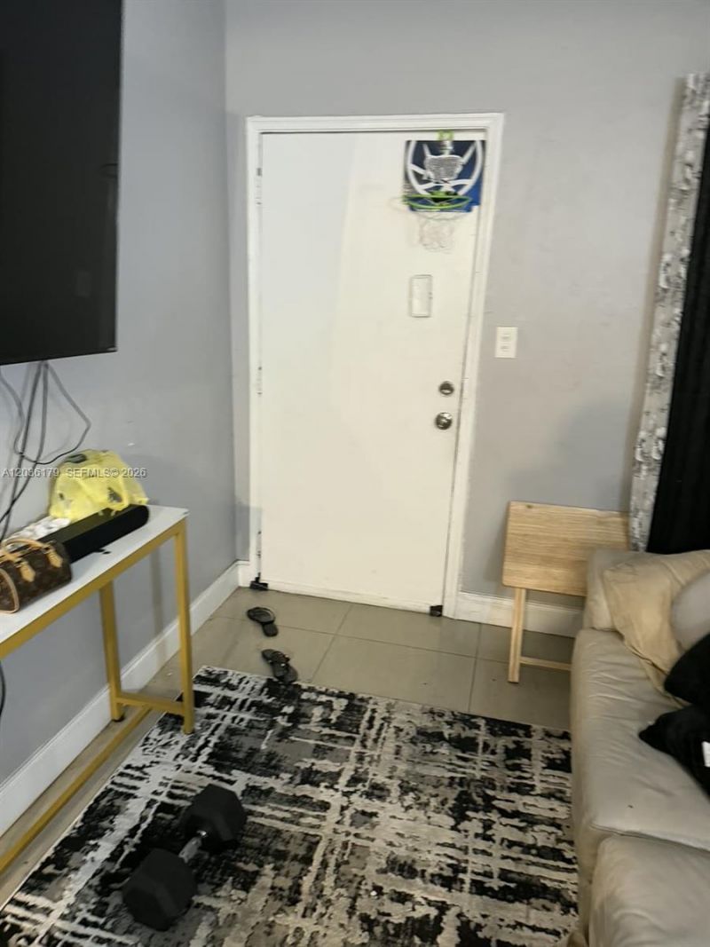 545 NW 81st St , Miami, FL 33150 Photo