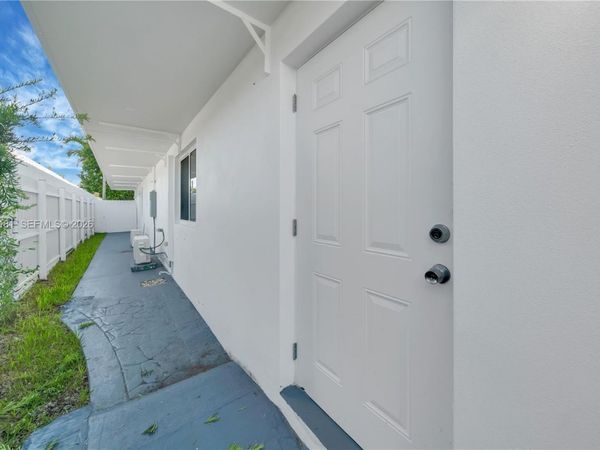 7555 SW 28th St Rd , Unit A, Miami, FL 33155