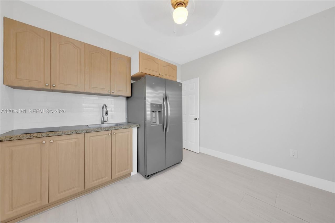 7555 SW 28th St Rd , Unit A, Miami, FL 33155 Photo