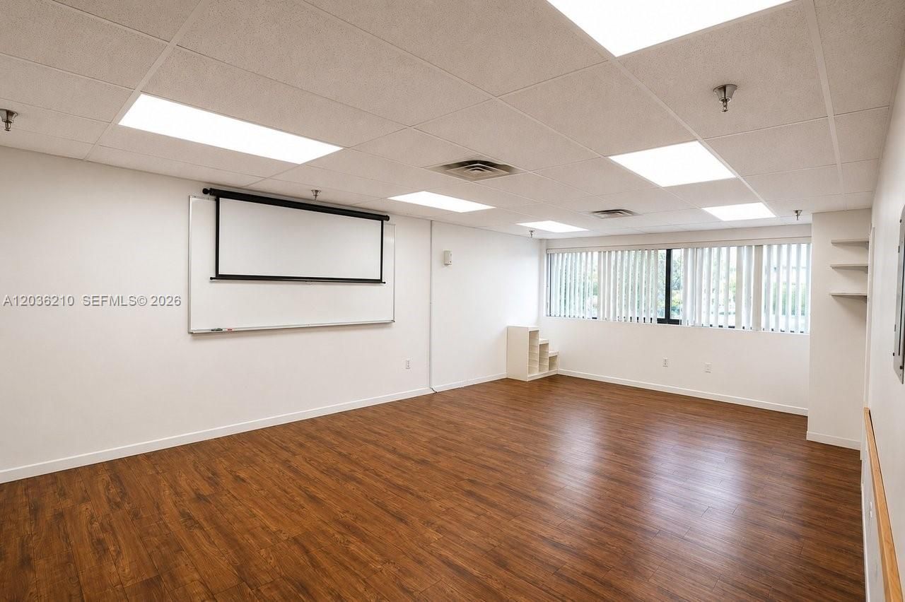 4355 W 16th Ave , Hialeah, FL 33012 Photo