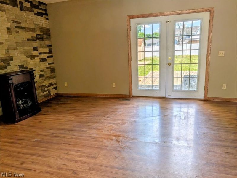 222 Bridge Street, Malvern, OH 44644 Photo 3