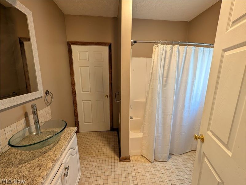 222 Bridge Street, Malvern, OH 44644 Photo 5