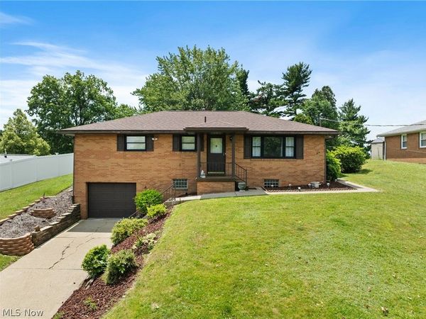 31 Highview Circle, Weirton, WV 26062