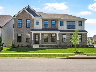 281 Squires Circle, Lexington, KY 40515