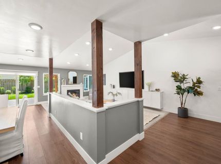 8936 Castle Park Dr, Elk Grove, CA 95624 Photo