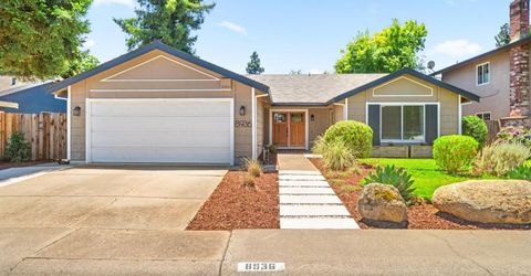 8936 Castle Park Dr, Elk Grove, CA 95624 Photo