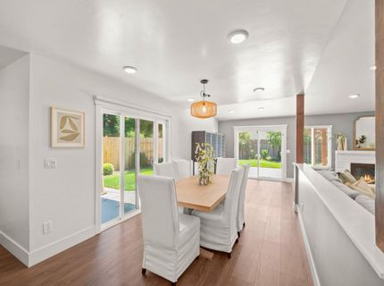 8936 Castle Park Dr, Elk Grove, CA 95624 Photo
