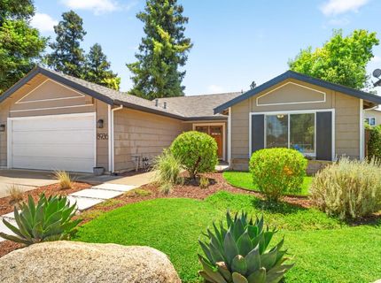 8936 Castle Park Dr, Elk Grove, CA 95624 Photo