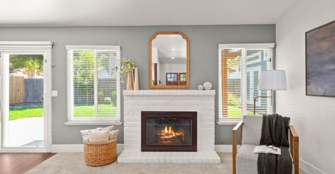 8936 Castle Park Dr, Elk Grove, CA 95624 Photo