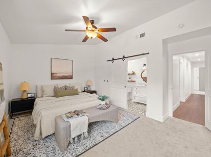 8936 Castle Park Dr, Elk Grove, CA 95624 Photo