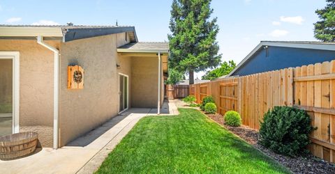 8936 Castle Park Dr, Elk Grove, CA 95624 Photo