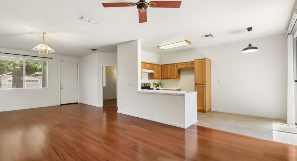 11348 Sabalo Ct, Gold River, CA 95670 Photo