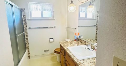 1633 Walnut, Escalon, CA 95320 Photo