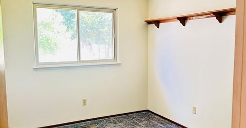 1633 Walnut, Escalon, CA 95320 Photo