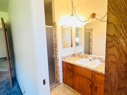 1633 Walnut, Escalon, CA 95320 Photo