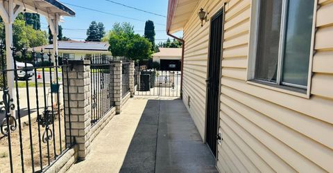 1633 Walnut, Escalon, CA 95320 Photo