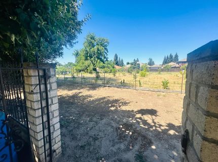 1633 Walnut, Escalon, CA 95320 Photo