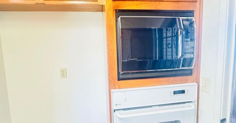 1633 Walnut, Escalon, CA 95320 Photo
