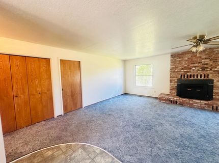 1633 Walnut, Escalon, CA 95320 Photo