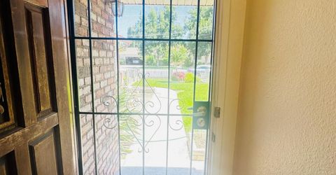 1633 Walnut, Escalon, CA 95320 Photo