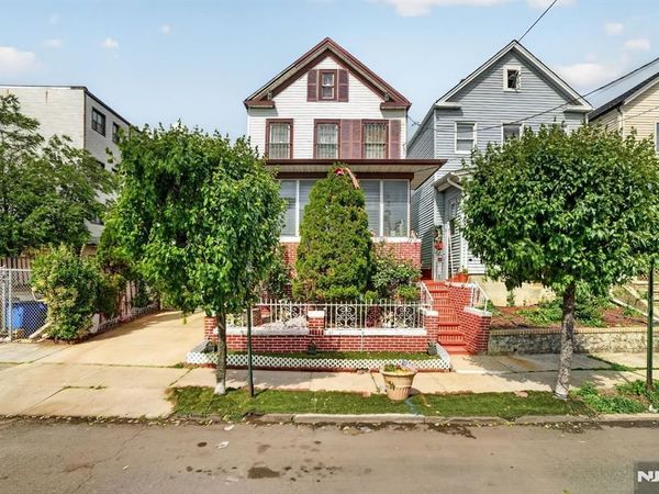 79 Jersey Street, ELIZABETH, NJ 07206