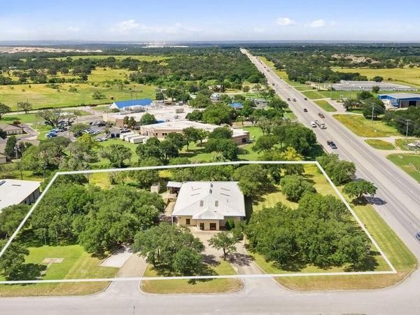 101 John Kelly ST , Burnet, TX 78611