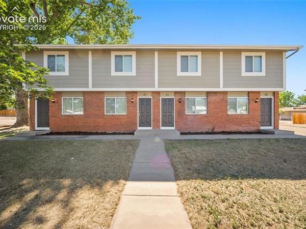 81 Castle Royal Drive, Unit 87, Pueblo, CO 81005