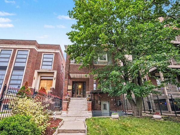 4749 N Dover Street, Chicago, IL 60640