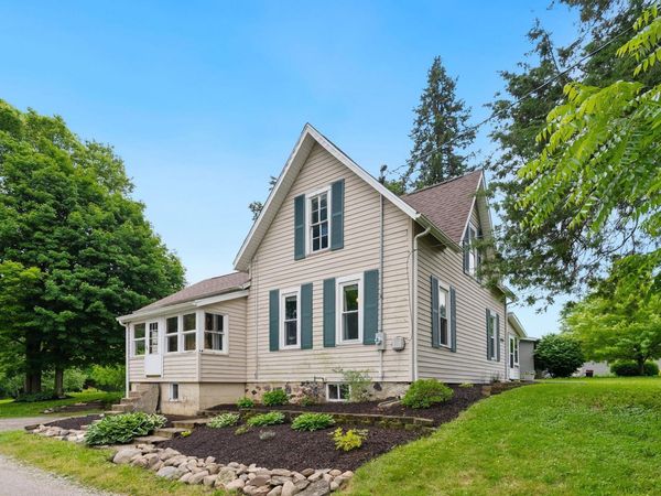 1054 N Seminary Street, Roanoke, IN 46783