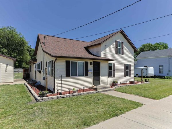1129 Harrison Street, Walkerton, IN 46574