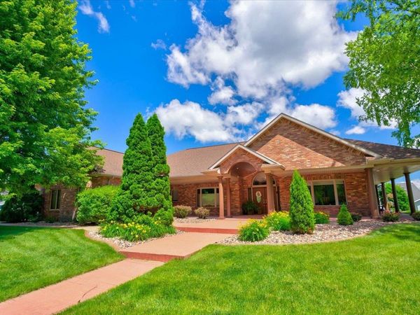 2424 St Albert The Great Drive, Sun Prairie, WI 53590