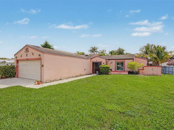 15741 SW 147th Ct , Miami, FL 33187