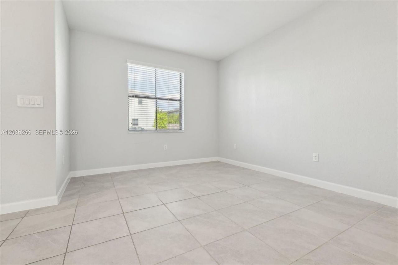 28625 SW 132nd Ct, Unit N/A, Homestead, FL 33033 Photo