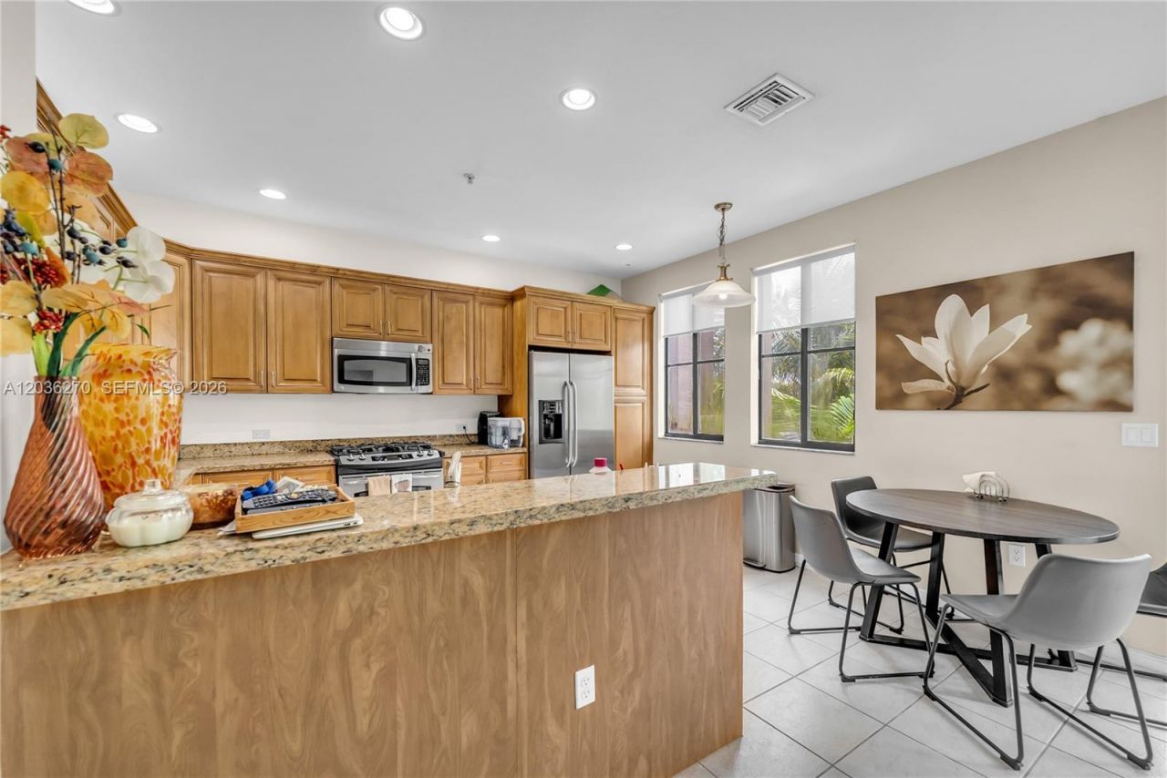 2925 NW 126th Ave , Unit 306-1, Sunrise, FL 33323 Photo