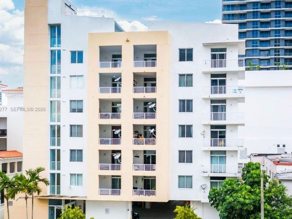 425 NE 30th St , Unit 404, Miami, FL 33137